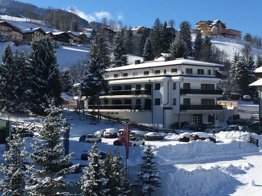Apartment Traumblick directly in the skiing area