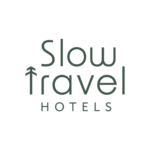 Slow Travel Hotels logo with a tree-inspired accent | © Anna-Lena Pöllmann