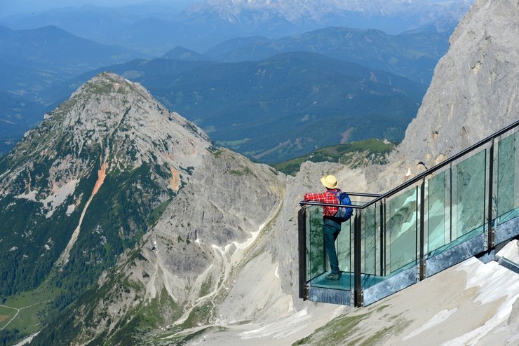 Der Dachstein - die Treppe ins Nichts | © Gery Wolf