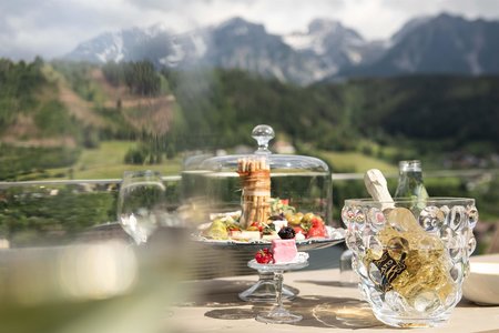 Prosecco with a view Fingerfood