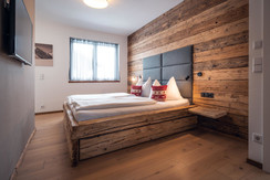 Bedroom 2 with double bed Bedroom 2 with double bed