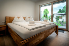 Top 7 - Bedroom 1 with double bed Top 7 - Bedroom 1 with double bed