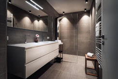 Top 7 - Bathroom with rain shower Top 7 - Bathroom with rain shower