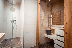 Gust for 6 Smart -Bathroom shower and sauna (Top 4) Gust for 6 Smart -Bathroom shower and sauna (Top 4)