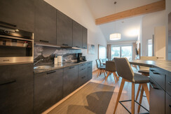 Spacious kitchen with plenty of space  Spacious kitchen with plenty of space