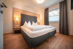 Cosy bedroom with large double bed Cosy bedroom with large double bed