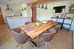 Spacious eat-in kitchen Spacious eat-in kitchen