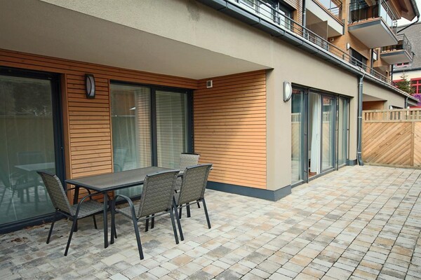 Lifestyle - spacious terrace