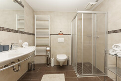 Crystal 6 bathroom Crystal 6 bathroom