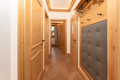 Entrance Area Top 2 Entrance Area Top 2