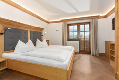 Bedroom 1 with double bed Bedroom 1 with double bed