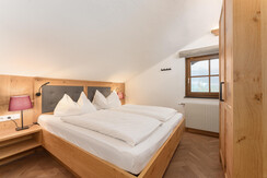 Schlafzimmer 2 mit Doppelbett Schlafzimmer 2 mit Doppelbett