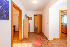 Access kitchen, bathroom and bedroom 2 Access kitchen, bathroom and bedroom 2