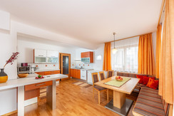 Spacious eat-in kitchen Spacious eat-in kitchen