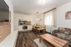Top 5 - Spacious eat-in kitchen with sofa Top 5 - Spacious eat-in kitchen with sofa
