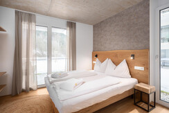 BASE 2.01 | bedroom 2 with en-suite bathroom  BASE 2.01 | bedroom 2 with en-suite bathroom