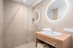 BASE 2.04 | bathroom 1 with shower & toilet  BASE 2.04 | bathroom 1 with shower & toilet
