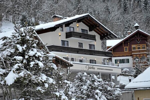 Bella Vista Apartments in winter