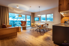Eat-in kitchen with fantastic mountain view Eat-in kitchen with fantastic mountain view