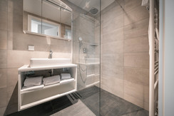 Second bathroom with rain shower Second bathroom with rain shower