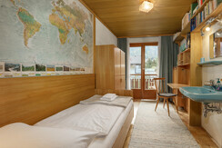 Single room with washbasin Single room with washbasin