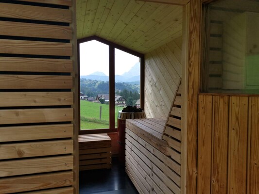 Außensauna mit tollem Ausblick