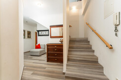 Centro Penthouse - Vorraum mit Zugang zum 1. OG Centro Penthouse - Vorraum mit Zugang zum 1. OG