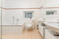 Top 2 bathroom 1 with bath tub and double wash basin Top 2 bathroom 1 with bath tub and double wash basin