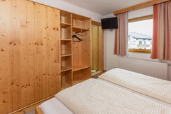 App. Orange Schlafzimmer mit Badblick App. Orange Schlafzimmer mit Badblick