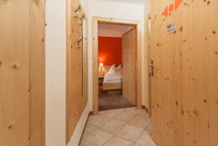 App. Orange Vorraum App. Orange Vorraum