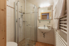 App. Blau Badezimmer mit Dusche App. Blau Badezimmer mit Dusche