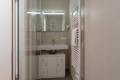 Bathroom_1 Bathroom_1