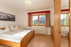 Schlafzimmer 1 mit Doppelbett Schlafzimmer 1 mit Doppelbett