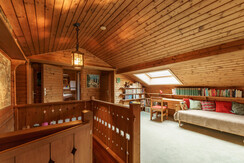 Upper floor with shower and toilet Upper floor with shower and toilet