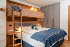 in total three bedrooms in total three bedrooms