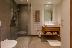 in total two bathrooms  in total two bathrooms