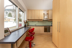 B10 dinette with view B10 dinette with view