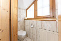 Top 4 bathroom 2 Top 4 bathroom 2