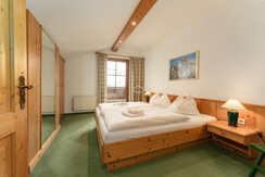 Top 4 double bedroom  Top 4 double bedroom