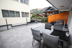 Top 2 - Terrasse mit Lounge- und Gartenmöbel Top 2 - Terrasse mit Lounge- und Gartenmöbel