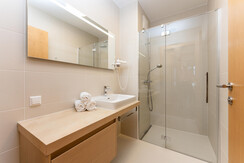Typ 4F/4E_Bad_Dusche Typ 4F/4E_Bad_Dusche