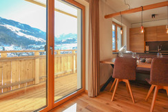 Zugang zum Balkon vom Wohnbereich Zugang zum Balkon vom Wohnbereich