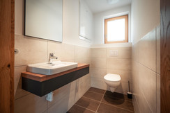 Separate Toilette Separate Toilette