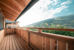 Balkon mit 180 Grad Ausblick Balkon mit 180 Grad Ausblick