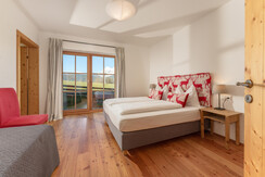 Schlafzimmer 2 mit 3. Bett Schlafzimmer 2 mit 3. Bett